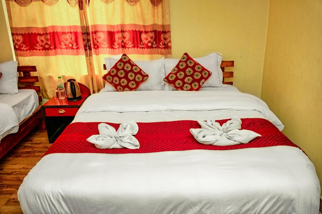 Hotel Plaza Nepal Pokhara Exterior foto
